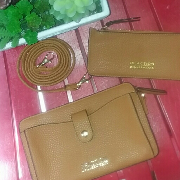 Kenneth Cole Reaction Handbags - 🚫SOLD